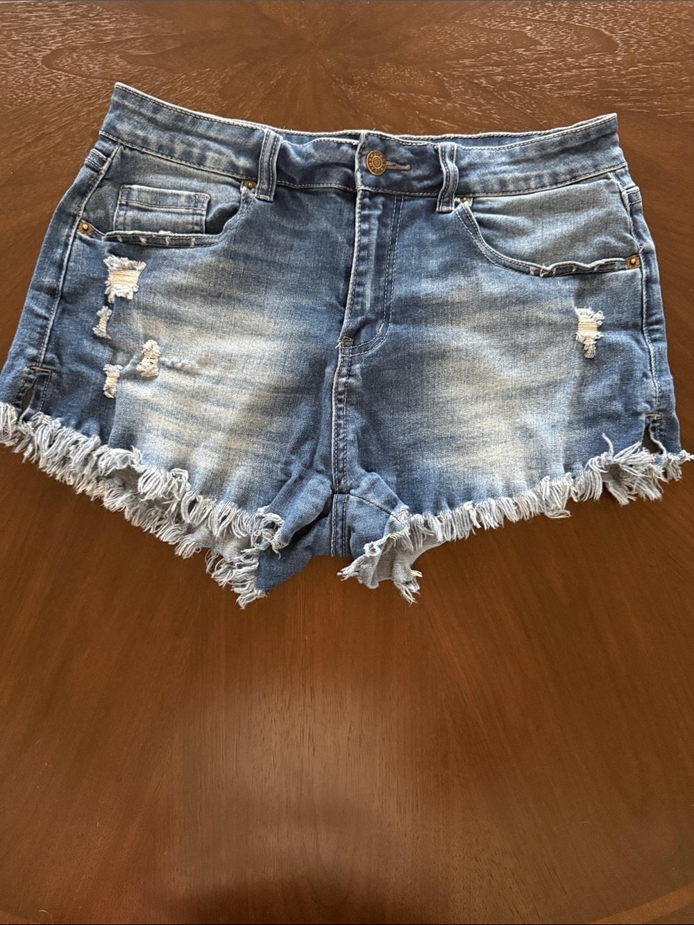 Women's Distressed High Waisted Stretchy Denim Shorts Frayed Raw Hem